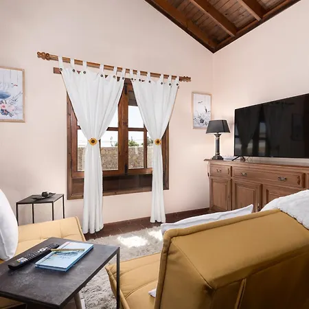 Home2book La Molina C, Rural Retreat