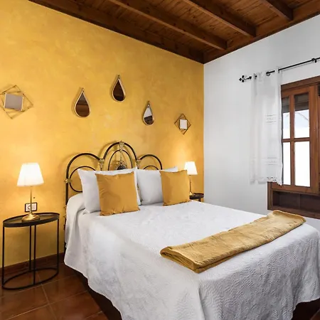 בית נופש Home2book La Molina C, Rural Retreat