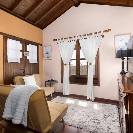 Home2book La Molina C, Rural Retreat